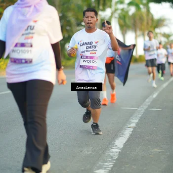 Runner Photo 7758553