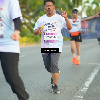 Runner Photo 7758559