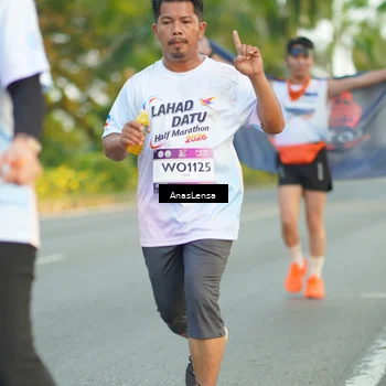 Runner Photo 7758566