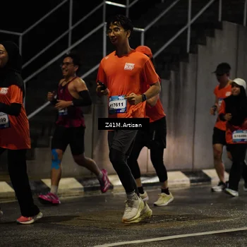 Runner Photo 7758589