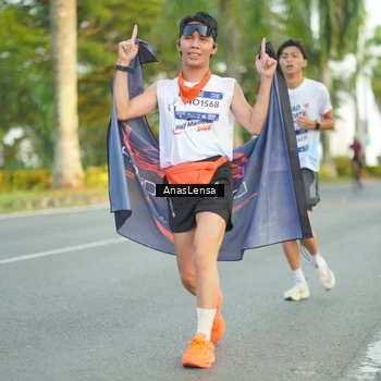 Runner Photo 7758607