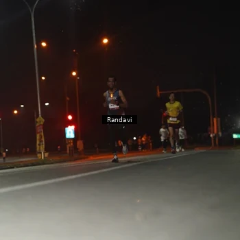 Runner Photo 7758616