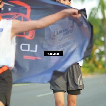 Runner Photo 7758624