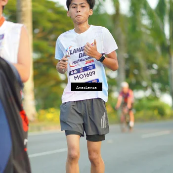 Runner Photo 7758625