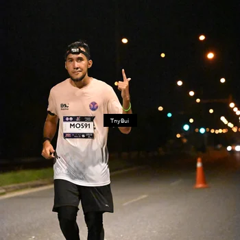 Runner Photo 7758629