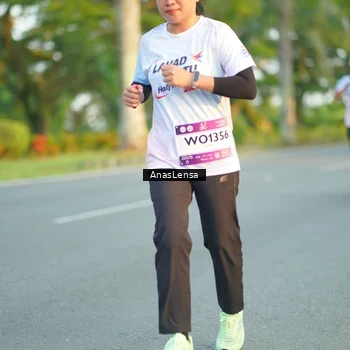 Runner Photo 7758658