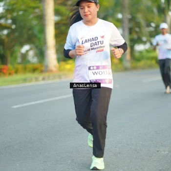 Runner Photo 7758668