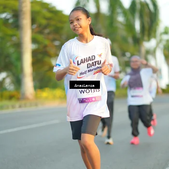 Runner Photo 7758705