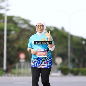 Runner Photo 7758725