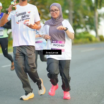 Runner Photo 7758733