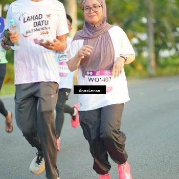 Runner Photo 7758739