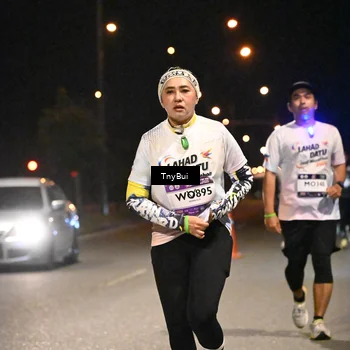 Runner Photo 7758741