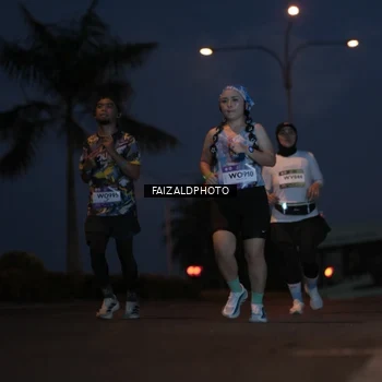 Runner Photo 7758748