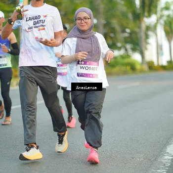 Runner Photo 7758752