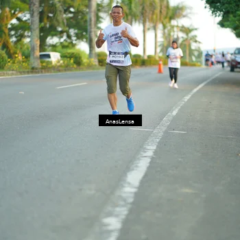 Runner Photo 7758756