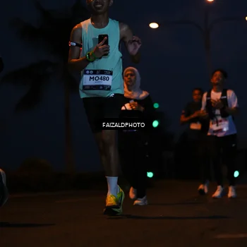 Runner Photo 7758773