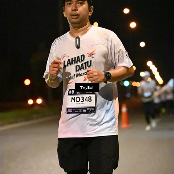 Runner Photo 7758792