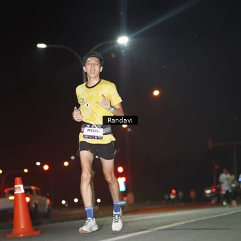 Runner Photo 7758799