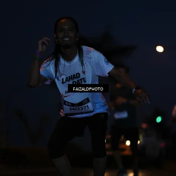 Runner Photo 7758820