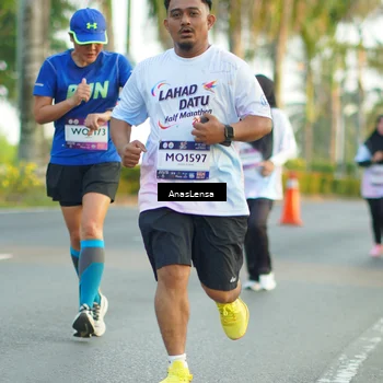 Runner Photo 7758823