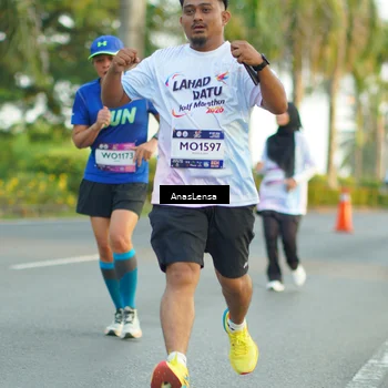 Runner Photo 7758830