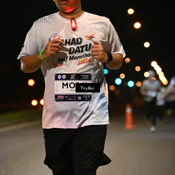 Runner Photo 7758832