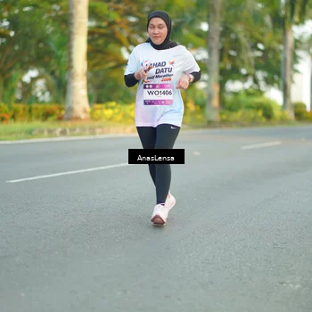 Runner Photo 7758834