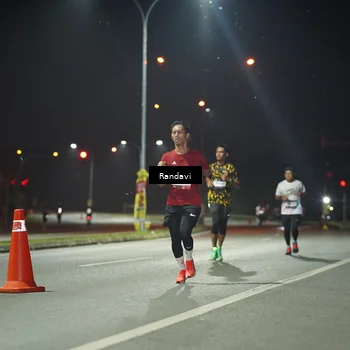 Runner Photo 7758841