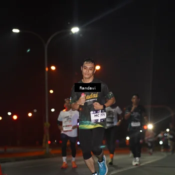 Runner Photo 7758843