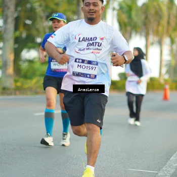 Runner Photo 7758844