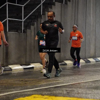 Runner Photo 7758851
