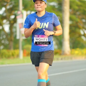 Runner Photo 7758888