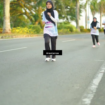 Runner Photo 7758889