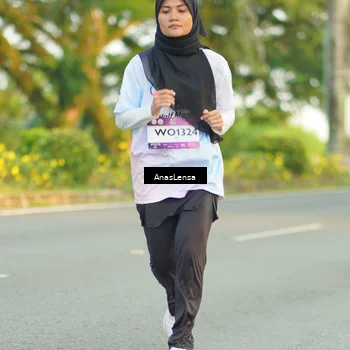 Runner Photo 7758890