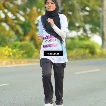 Runner Photo 7758893