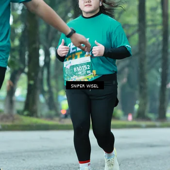 Runner Photo 7758898
