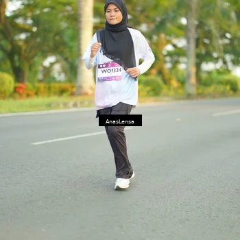 Runner Photo 7758905