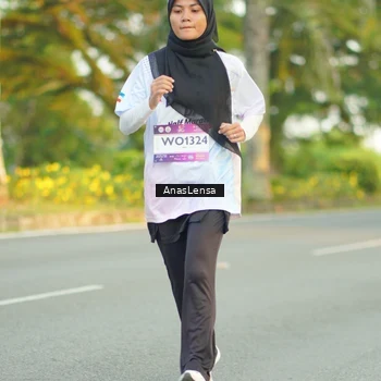 Runner Photo 7758907