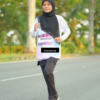 Runner Photo 7758909