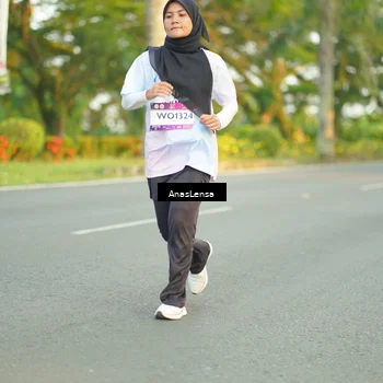 Runner Photo 7758910