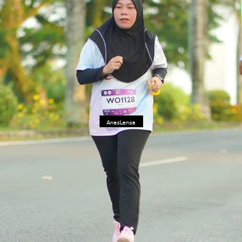 Runner Photo 7758911