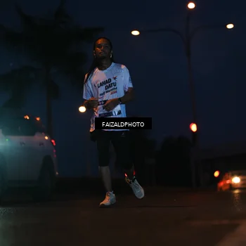 Runner Photo 7758915