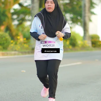 Runner Photo 7758919