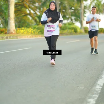 Runner Photo 7758925