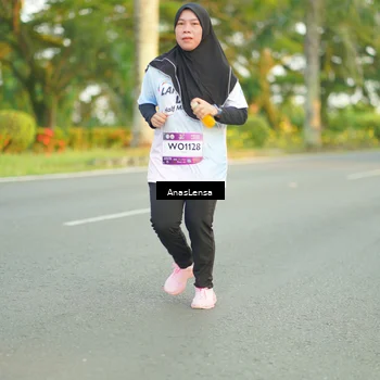 Runner Photo 7758940