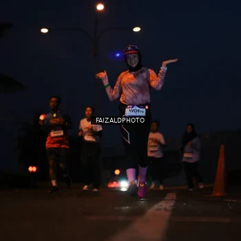 Runner Photo 7758959