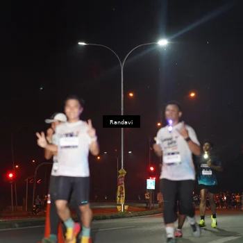 Runner Photo 7758964