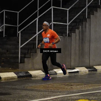 Runner Photo 7758974