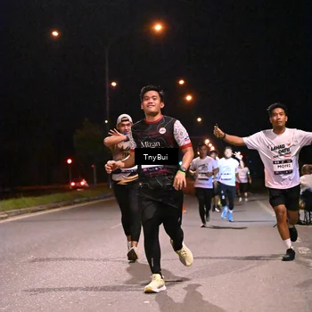 Runner Photo 7758977