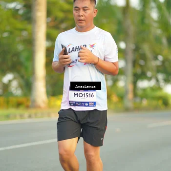 Runner Photo 7758978